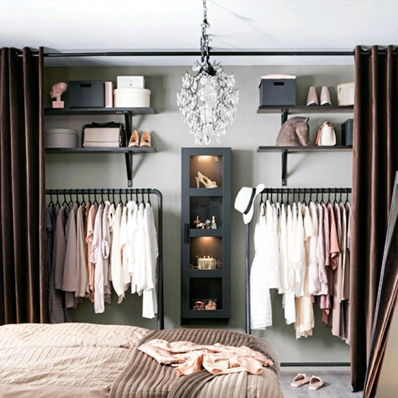 Meet your Posher WardrobeGems - Picture 1 of 1